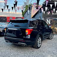 Ford Explorer Platinum 2020 - miniatura 4