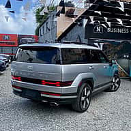 Hyundai Santa Fe Limited 2024 - miniatura 3