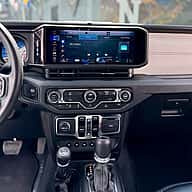 Jeep Gladiator Sport 2024 - miniatura 9