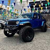 Jeep Gladiator Sport 2024 - miniatura 1