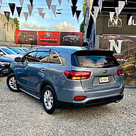 Kia Sorento LX 2020 - miniatura 3