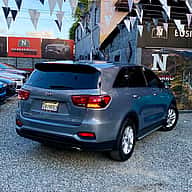 Kia Sorento LX 2020 - miniatura 4