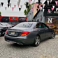 Mercedes Benz E 350 4 MATIC 2019 - miniatura 4