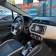 Nissan Versa SV 2021 - miniatura 8