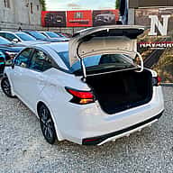 Nissan Versa SV 2021 - miniatura 5