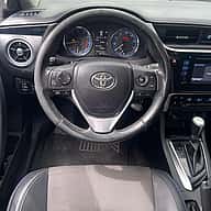 Toyota Corolla SE 2018 - miniatura 9