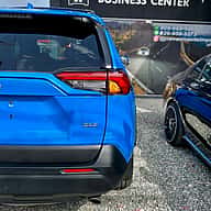 Toyota RAV4 XLE Premium 2020 - miniatura 16