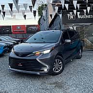 Toyota Sienna XLE Plus Package 2021 - miniatura 1