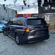 Toyota Sienna XLE Plus Package 2021 - miniatura 3