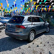 Volkswagen Tiguan S 2020 - miniatura 3