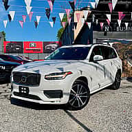 Volvo XC90 Momentum T6 2020 - miniatura 1