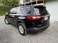 Chevrolet Traverse LS 2019 - miniatura 3