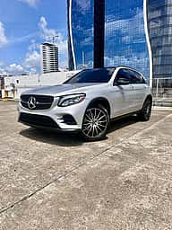 Mercedes Benz GLC 300 2018 - miniatura 1