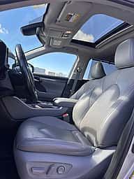Toyota Highlander 2022 - miniatura 10