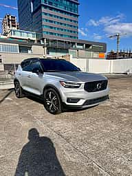 Volvo XC40 T5 R-DESING 2019 - miniatura 2