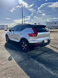 Volvo XC40 T5 R-DESING 2019 - miniatura 5