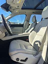 Volvo XC90 Momentum T5 2020 - miniatura 9