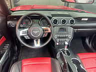 Ford Mustang Convertible 2017 - miniatura 6