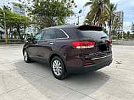 Kia Sorento LX 2016 - miniatura 3