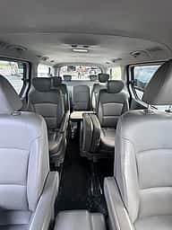 Hyundai Grand Starex 2020 - miniatura 5