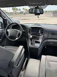 Hyundai Grand Starex 2020 - miniatura 4