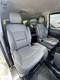 Hyundai Grand Starex 2021 - miniatura 6