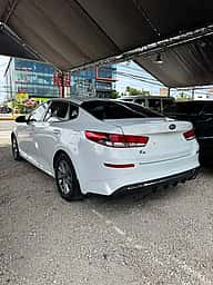 Kia K-5 2021 - miniatura 9