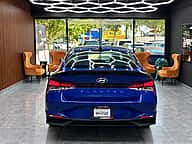 Hyundai Elantra SE 2021 - miniatura 5