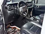 Jeep Wrangler Sahara 2021 - miniatura 8