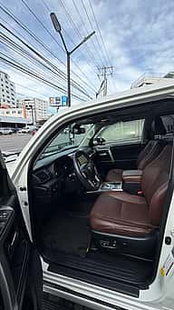 Toyota 4Runner Limited 2021 - miniatura 7