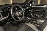 Porsche Cayenne S 2025 - miniatura 9
