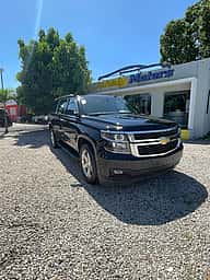 Chevrolet Suburban LT 2018 - miniatura 2