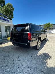 Chevrolet Suburban LT 2018 - miniatura 12