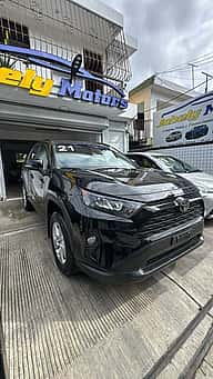 Toyota RAV4 XLE 2021 - miniatura 2