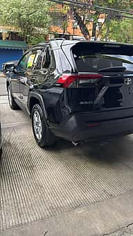 Toyota RAV4 XLE 2021 - miniatura 8