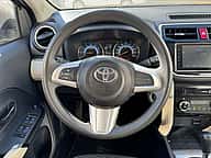 Toyota Rush 2024 - miniatura 3