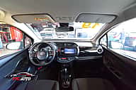 Toyota VITZ 2019 - miniatura 5