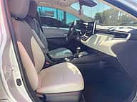 Toyota Corolla LE 2021 - miniatura 5