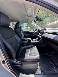 Toyota RAV4 XLE 2023 - miniatura 7