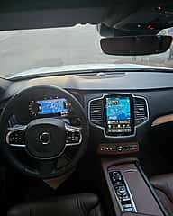 Volvo XC90 Plus T8 2025 - miniatura 7