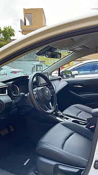 Toyota Corolla LE 2023 - miniatura 4