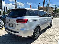 Kia Sedona LX 2020 - miniatura 4