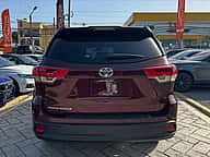 Toyota Highlander LE/LE Plus 2019 - miniatura 5
