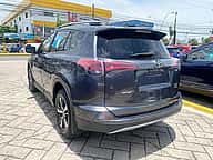 Toyota RAV4 XLE 2018 - miniatura 6