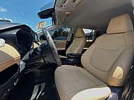 Toyota RAV4 XLE 2021 - miniatura 11