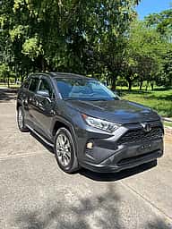 Toyota RAV4 XLE Premium 2021 - miniatura 2