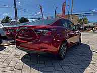 Toyota Yaris 2019 - miniatura 4