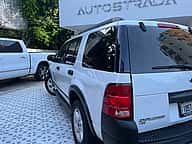 Ford Explorer 2005 - miniatura 10