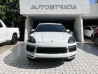 Porsche Cayenne 2021 - miniatura 3
