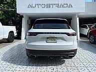 Porsche Cayenne 2021 - miniatura 10
